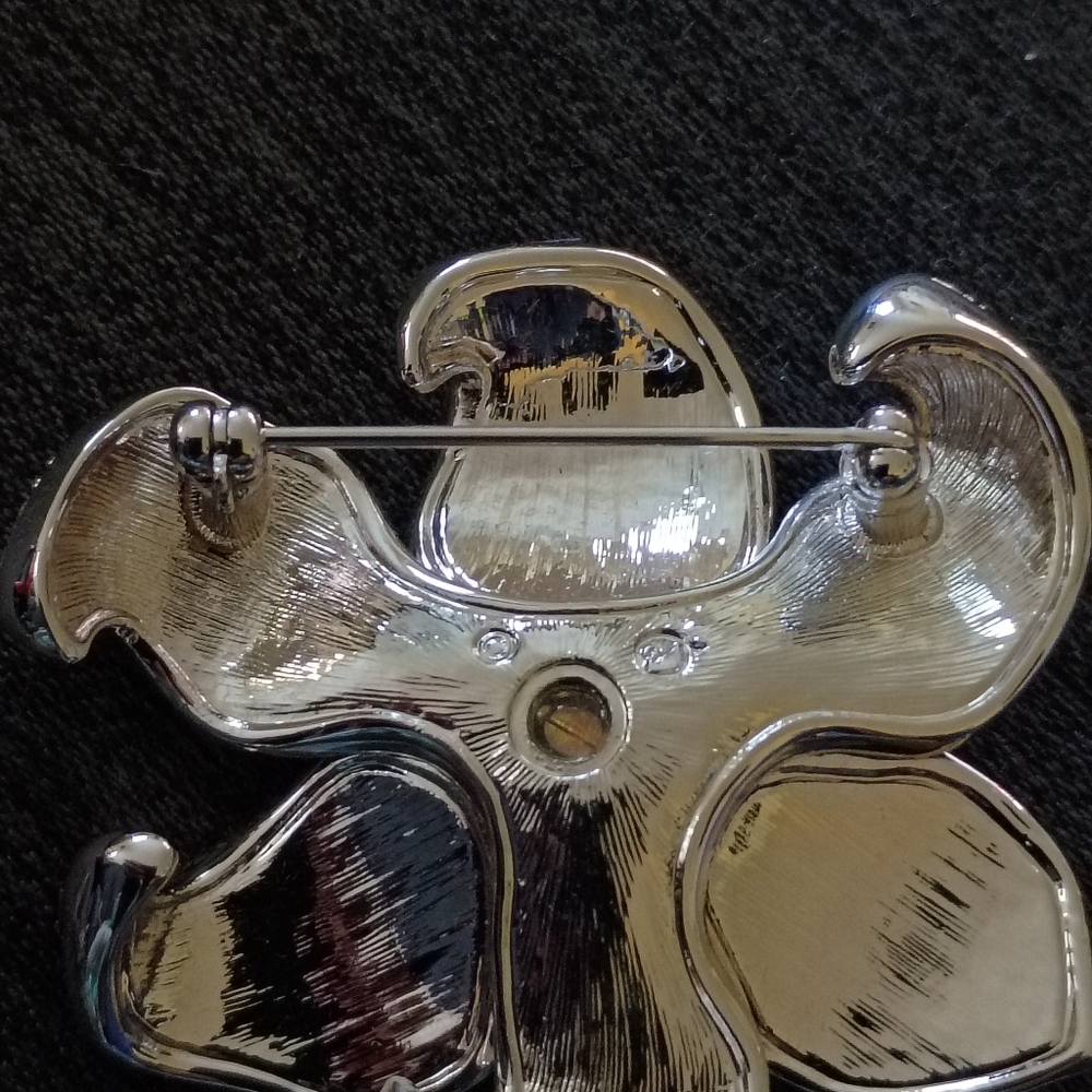Elegant Swarovski Purple and Silver Floral Brooch - Picture 3 of 4